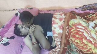 Desi indian housewife romance with her boyfriend - 5 image