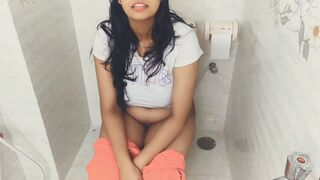 step Uncle came and fucked me in the toilet. step Uncle's penis is very big