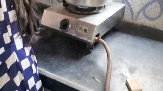 Desi bhabhi ko devar ne kitchen me lekar choda - 2 image