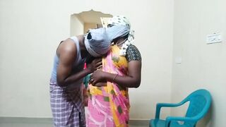 Indian Aunty pink saree doggy video - 3 image