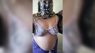 Madurai Aunty hot sex video part 1- saree removing - 6 image