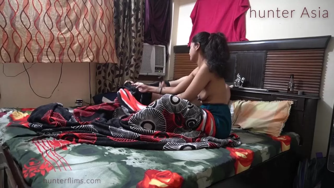 Sexy Video Full Hd Condom Laga Ke - Indian Sex Video Couple blowjob & Fucking after smoke - Condom Sex - Cum in  Condom - hunter Asia watch online