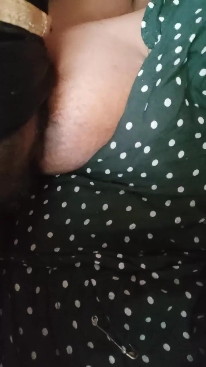 Mallu breast sucking