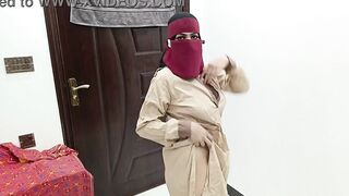 Desi Pakistani Beautiful College Girl Striptease Dance On Live WhatsApp Video Call - 10 image