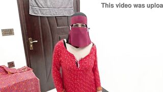 Desi Pakistani Beautiful Housewife Nude Dance On Live WhatsApp Video Call infront Of Her Client - 8 image