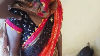 Desi padosan bhabhi ki chudai ki jab bhaiya ghar par nahi the hindi audeo - 3 image
