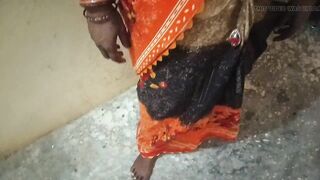Desi padosan bhabhi ki chudai ki jab bhaiya ghar par nahi the hindi audeo - 8 image