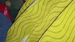 Indian dewar ne bhabhi ke room me jakar ke bhabhi ko chodkar gand fad di iya - 4 image