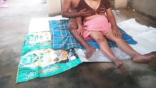 Desi priyanka aunty fuck with his young boy - 3 image