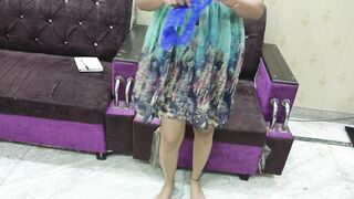 Saara seduced her teacher to pass the exam, looked at Saara's ass and showed her pussy