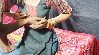 English Teacher ko student ne ghodi bna ke pela