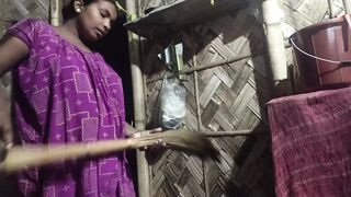 Desi housewife got hard fucked in doggy style with husband