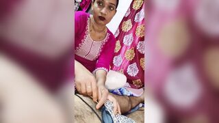 Desi College girlfriend fuck in Oyo Hindi audio - 3 image