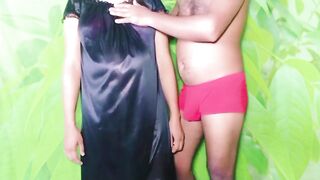 Desi sexy Bhabhi bhabhi ki chudai with aunty hot saree - 2 image