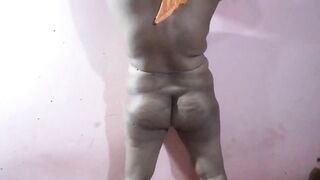 she likes it when I cum in her pussy - 2 image