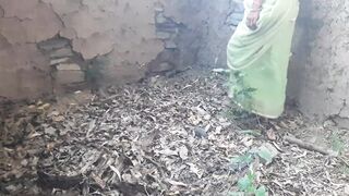 Desi sister-in-law doing mangal in the jungle for the first time sucked land in mouth with brother-in-law in outdoor farm for the first time - 5 image