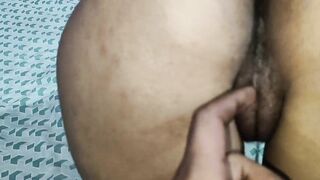 Step sister ne mera land pakad ke hilai phir apne bur me ghusai - 6 image
