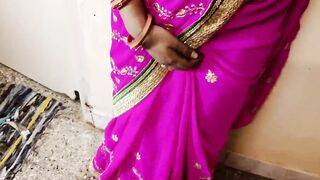 Desi indian bhabhi first time mouth fucking by room step uncle job me two months ka rent nahi diya - 3 image