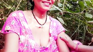 Indian Desi Bhabhi Outdoor Sex. Hindi - 3 image