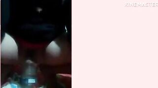 Happynm Desi Village Chauby Wife Oil Laga Ke Bottle Se Apni Gand Ki Mast Chudai Kiya - 3 image