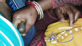 Nase Mein Desi Bhudhi Wife Ko Raat Mein Bohat Choda - 4 image