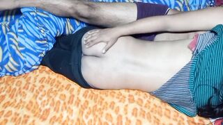 Desi housewife having romance with her husband. - 7 image