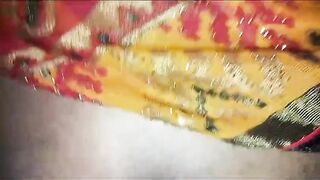 desi bhabhi ko ganne ki khet me rat me chudai kiya - 2 image