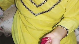 Stepsister ki tight wali phudi uffff - 4 image