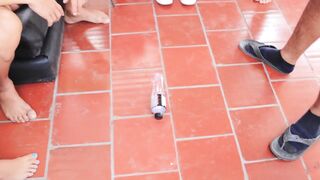 INNOCENT GAME CALLED LA BOTELLITA ENDS IN. -Indies - 12 image
