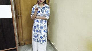 Soteli behen ne soteli bhi se marwai apni chuti hindi sex - 2 image