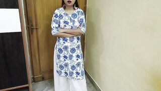 Soteli behen ne soteli bhi se marwai apni chuti hindi sex - 6 image