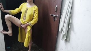 Village naukari ki chut chod kar far diya - 6 image