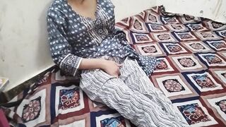 Desi gaao ki larki ko suta kar chod diya hindi me - 2 image