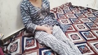 Desi gaao ki larki ko suta kar chod diya hindi me - 3 image