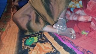 Seeing the sister-in-law alone, he became suspicious of the brother-in-law's intentions and started making the sister-in-law - 1 image