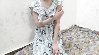 Desi Bhabhi ko akele me jabar dasti pakad choda - 2 image