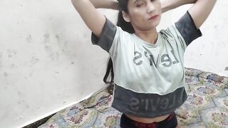 Step Bhai Jaan ne jawan bahan ko choda - 2 image