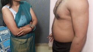 Bhabhi came for room rent got her pussy fucked by the landlord to reduce the rent - 2 image