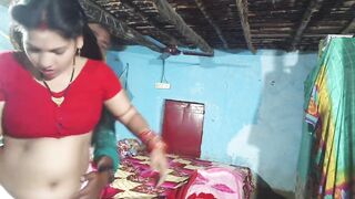 Hot Indian Desi bhabhi romance and kissing scenes and fucked by her old boyfriend at home