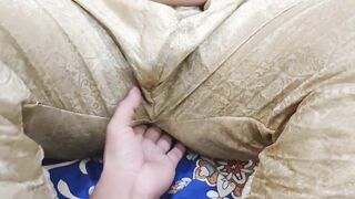Indian Beautiful Bhabi-Darty Talk Clear Hindi Audio - 14 image