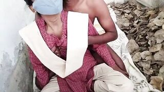 Indian village desi school girl come to forest and fucked her - 1 image
