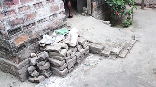 My aunty was cleaning the yard. But I hugged him, put him in my aunty ass, and started fucking him anal - 10 image
