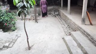 My aunty was cleaning the yard. But I hugged him, put him in my aunty ass, and started fucking him anal - 7 image