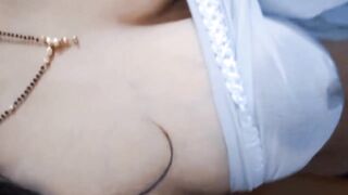 sister showed pussy and boobs sexy xxx fucking video - 3 image