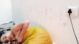 Bhabhi ka bra faad kar jabar dasti chod diya - 2 image