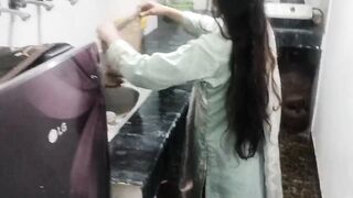 Doctor ne muze ghar pe bulakar bedroom me jabar dasti pela - 1 image