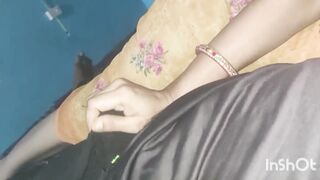 xxx video of Indian hot girl janvibhabhi, janvibhabhi bhabhi was fucked by her neighbour boyfriend when she was alone her bedroom - 1 image