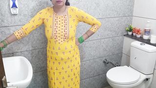Indian hot step mother fucked step son dirty in washroom in hindi audio - 1 image