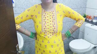 Indian hot step mother fucked step son dirty in washroom in hindi audio - 5 image