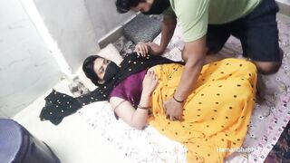 Desi wife in saree gets intimate with her man - 1 image